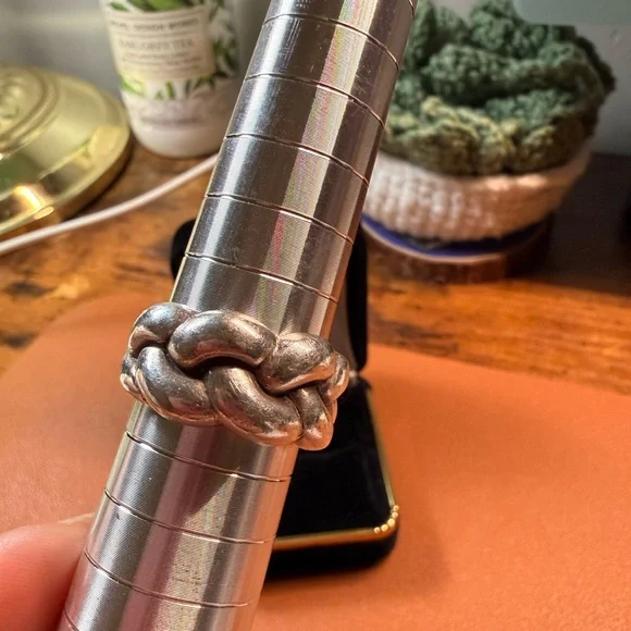 Silver Knot Ring - Picture 2 of 4